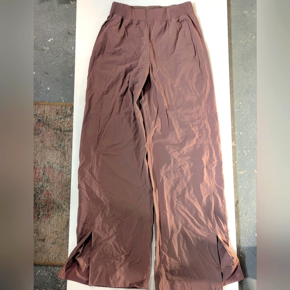 Lululemon Stylish Dirty Pink Wide-Leg Pants